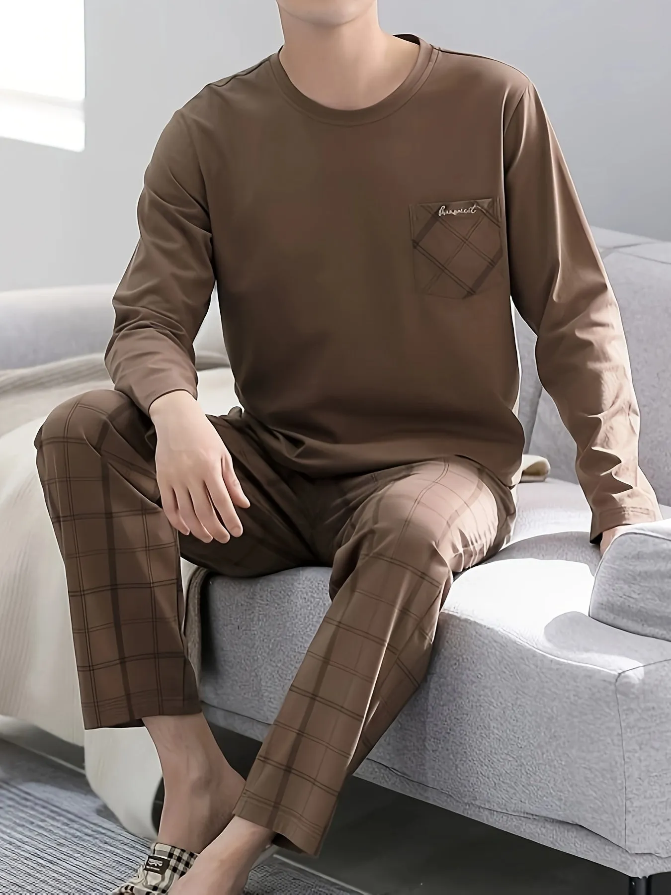 2 Pcs Men's Simple Plaid Pocket Round Neck Long Sleeve & Plaid Trousers Pajama Set, Comfortable & Skin-friendly Style Pajamas For Men's Cozy Loungewear