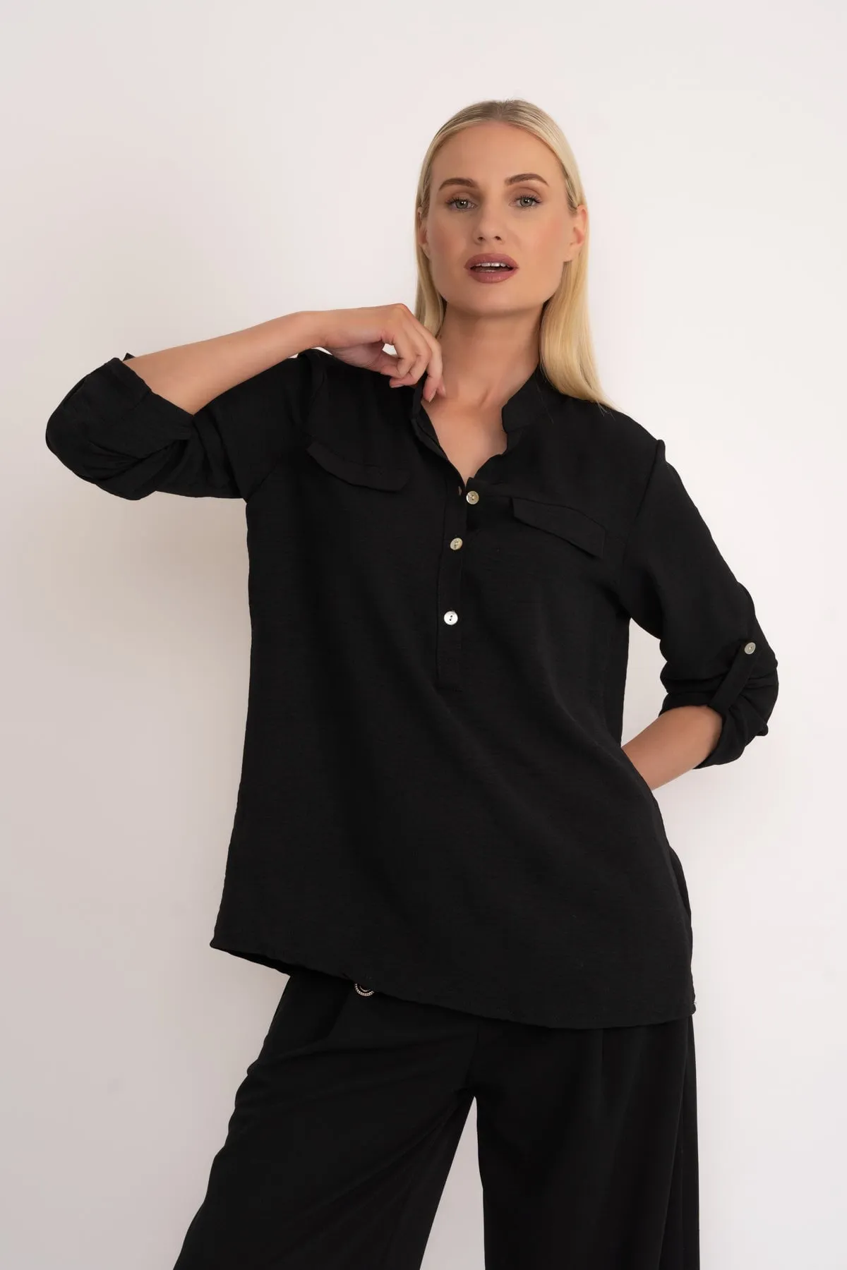 3/4 Length Sleeve Collarless Shirt in Black