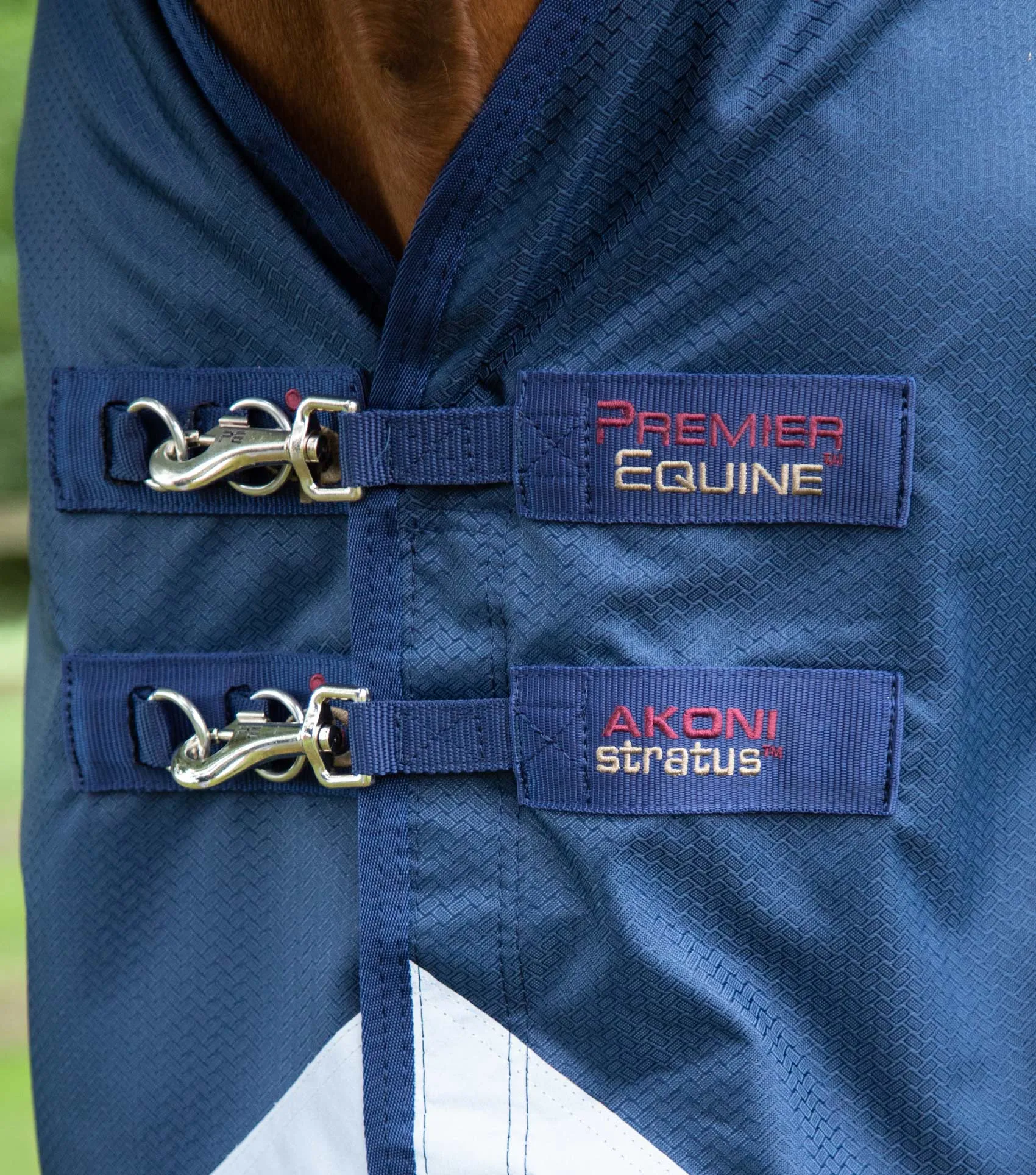 Akoni 0g Original Turnout Rug Navy