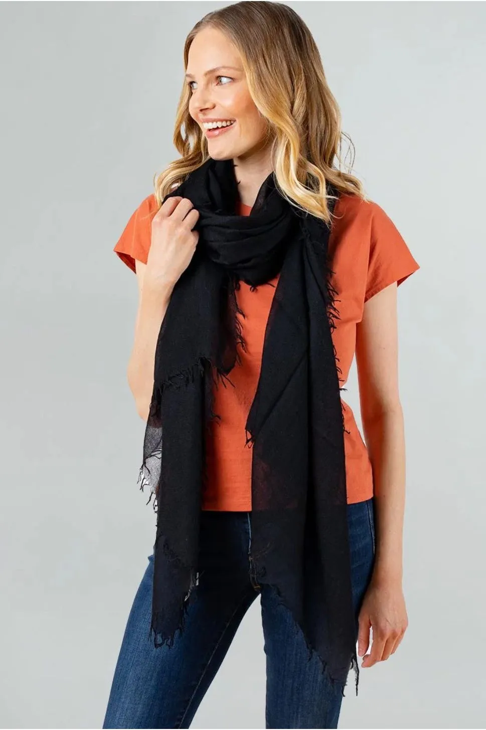 Alpine Cashmere Alta Scarf Featherweight Cashmere | Ebony