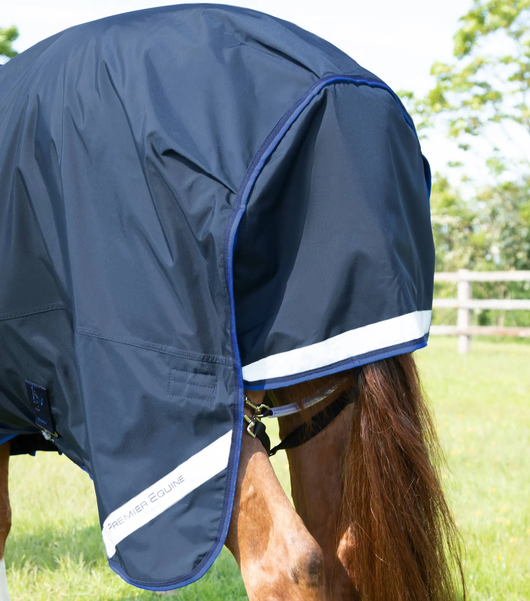 Buster 40g Turnout Rug with Classic Neck Cover Navy