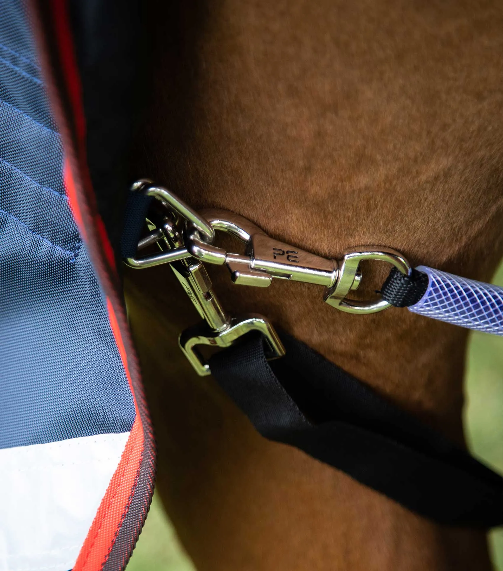 Buster Hardy 200g Half Neck Turnout Rug Navy