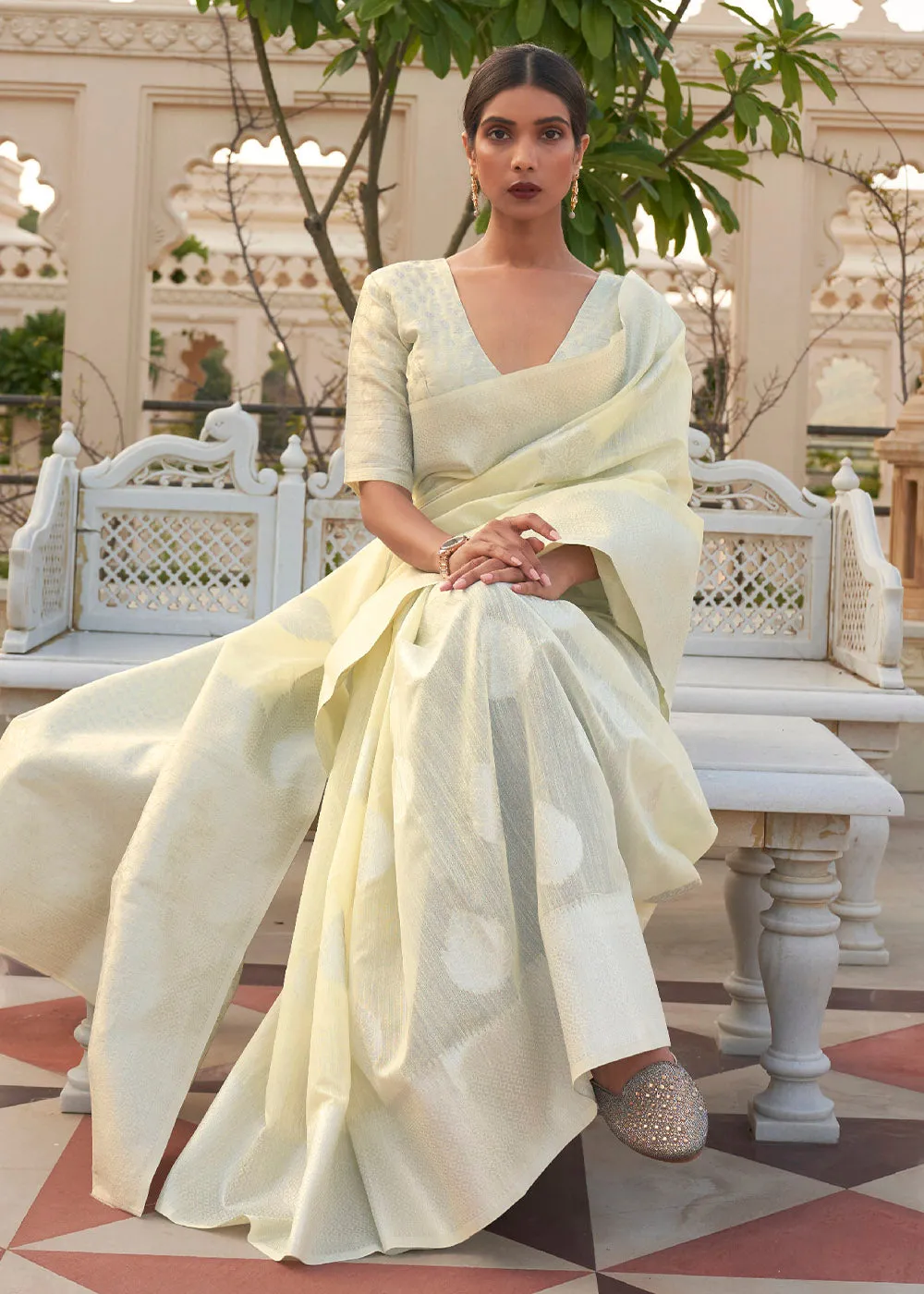 Cream White Woven Linen Silk Saree