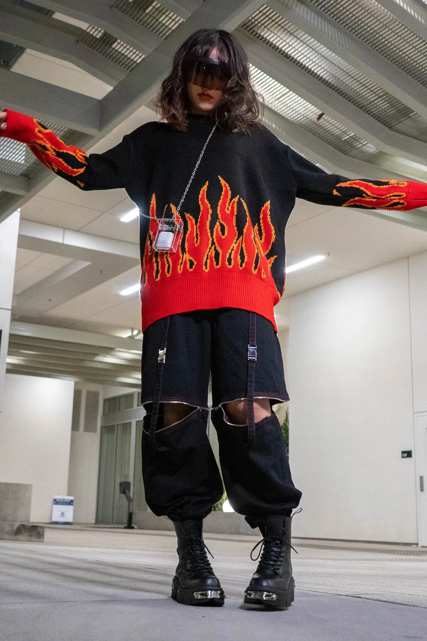 FLAME BLAZE oversized sweater