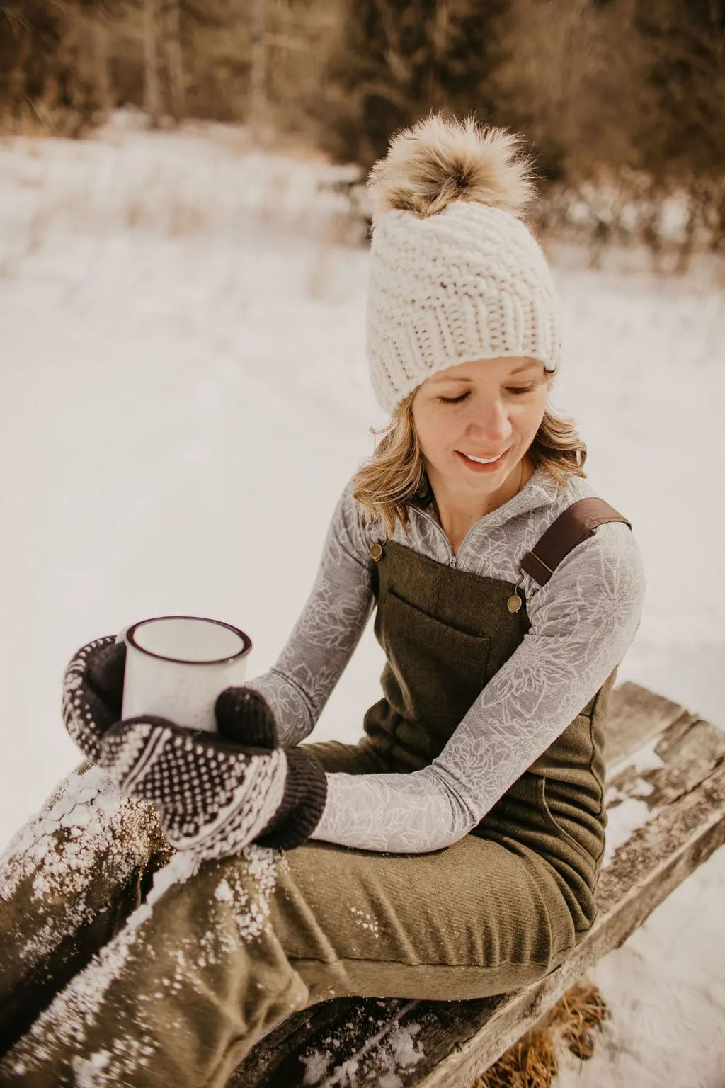 Ivory Peruvian Wool Knit Hat with Faux Fur Pom Pom