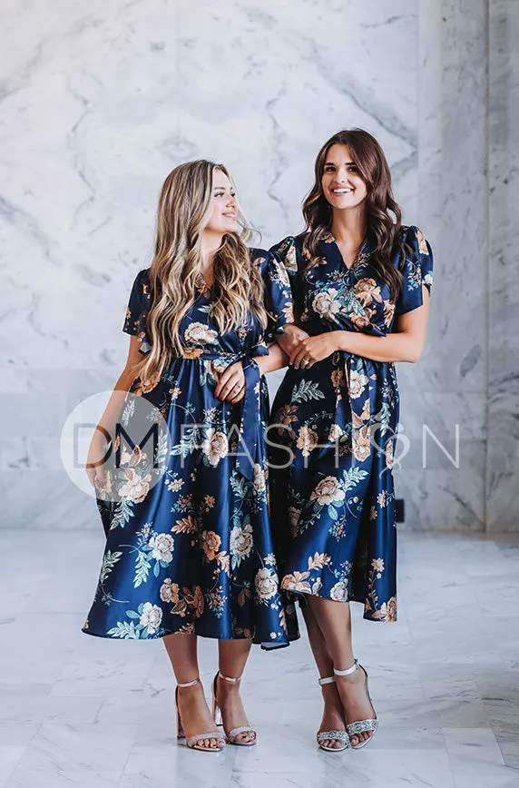 Magnolia Navy Floral Dress - DM Exclusive - Nursing Friendly