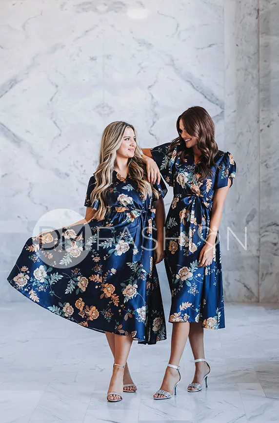 Magnolia Navy Floral Dress - DM Exclusive - Nursing Friendly