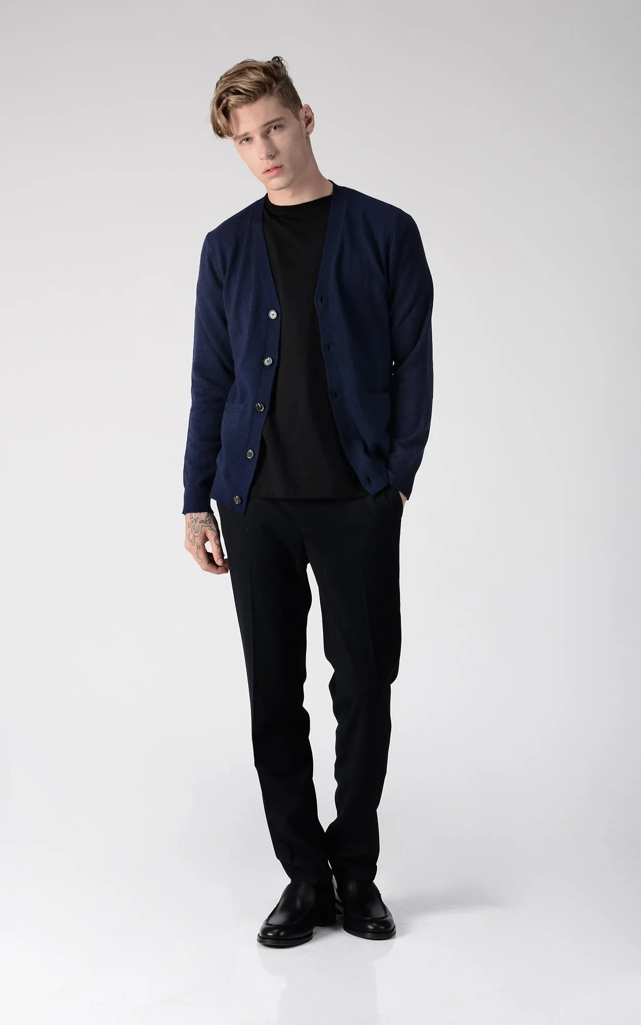 Men V-Neck Cardigan_Navy