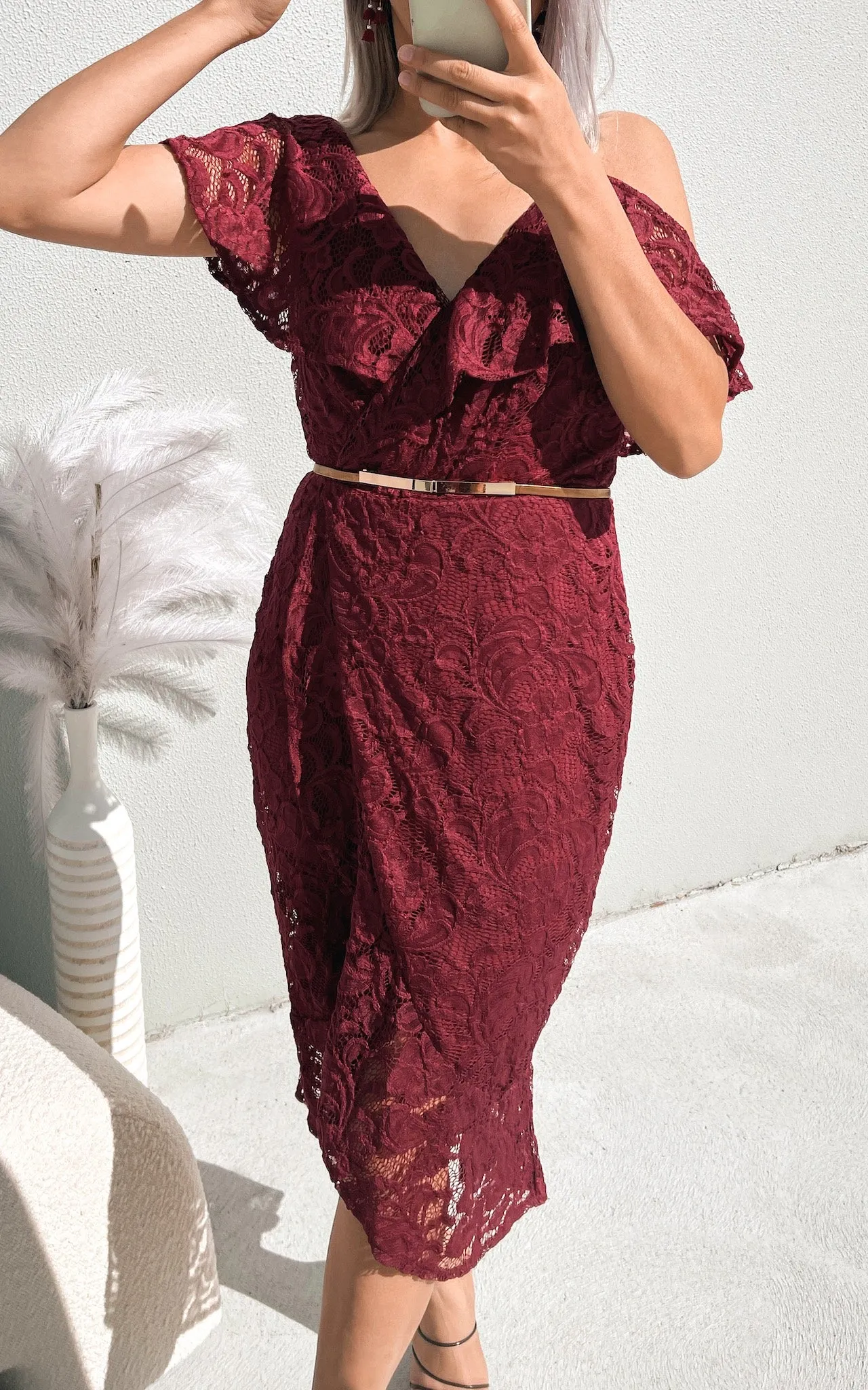 Mon Cherie Lace Midi Dress - Wine