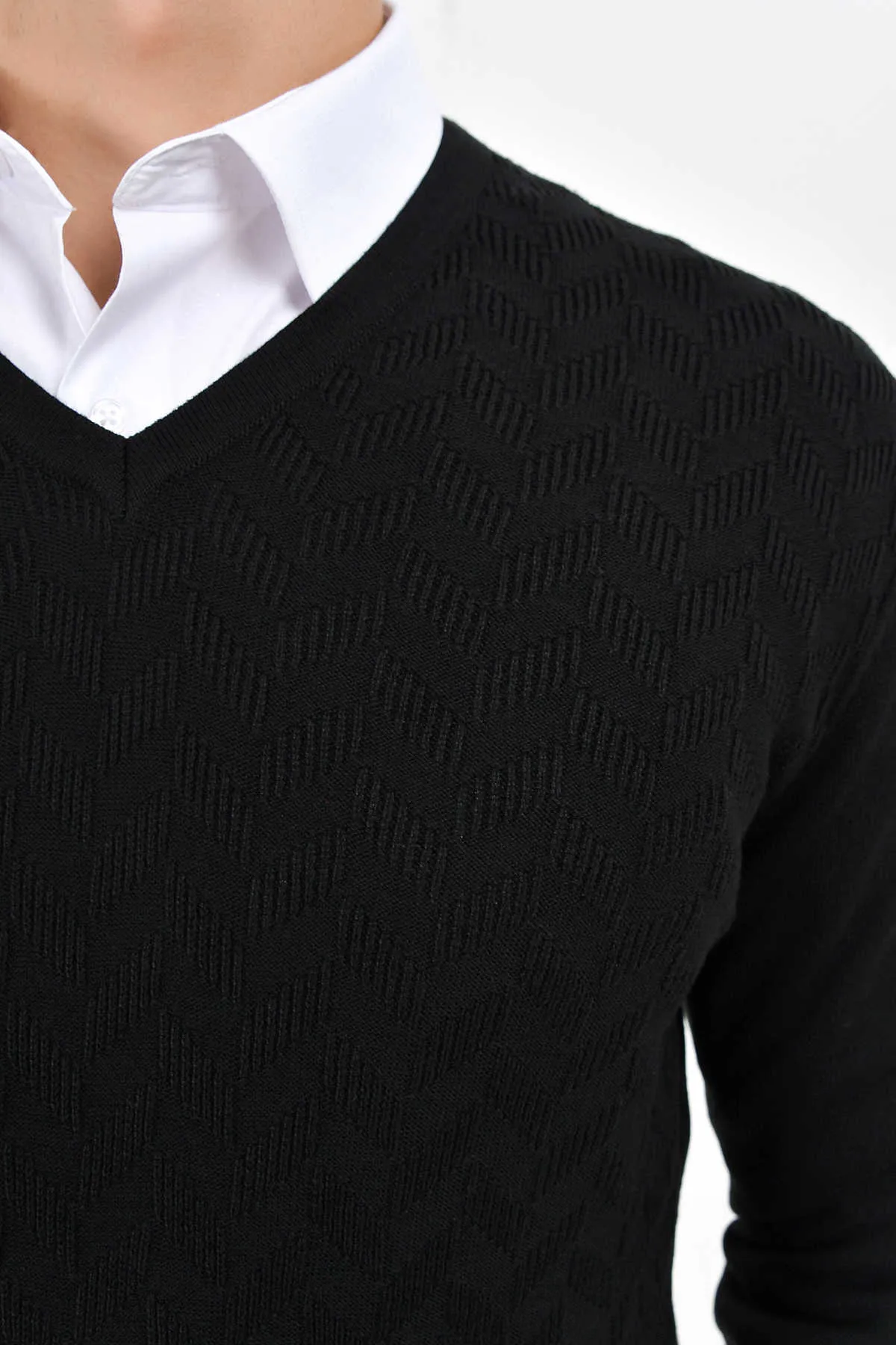 Regular Fit Cotton Blend Black V-Neck Sweater