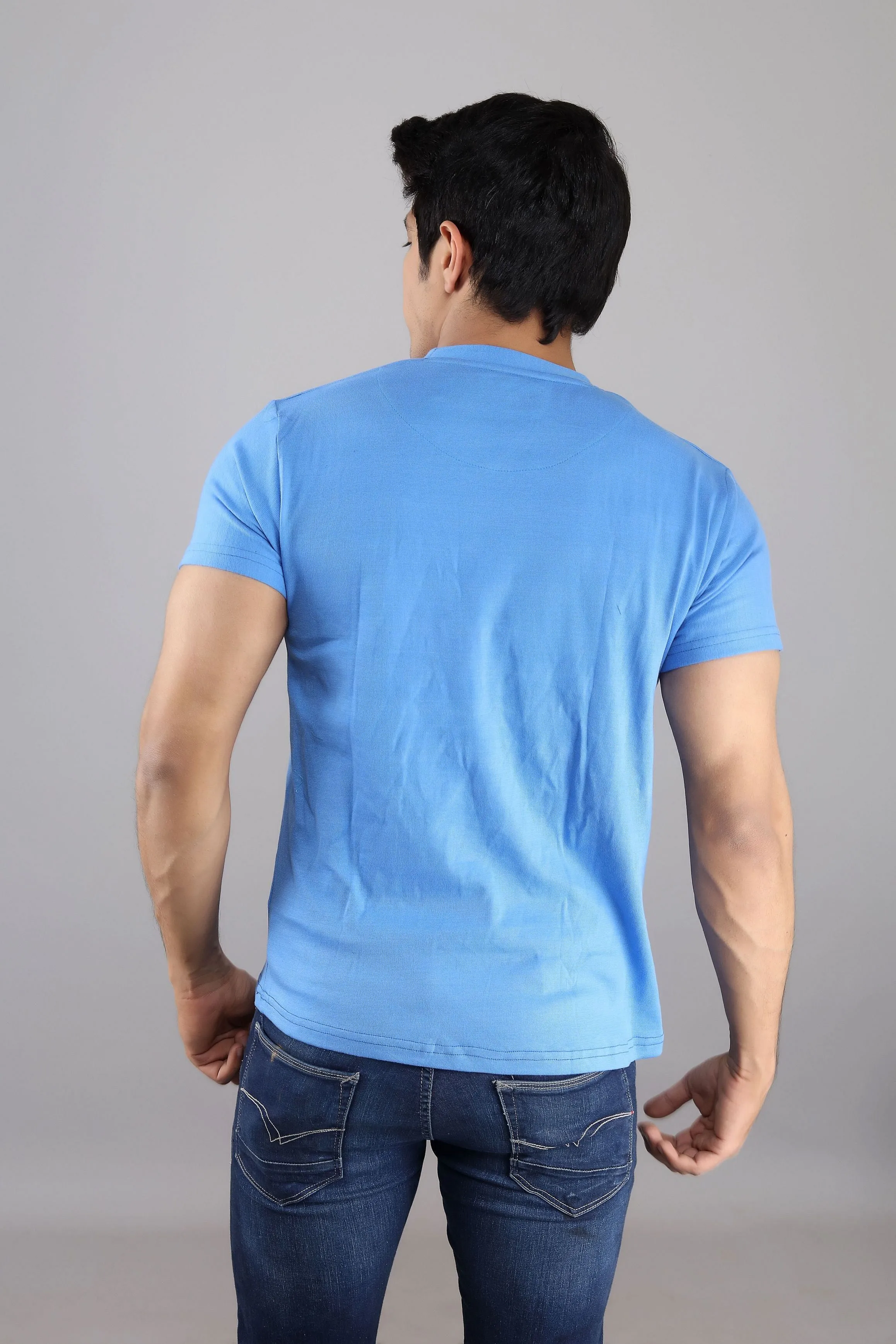 T-shirt - Men Sky Blue Solid Round Neck Pure Cotton