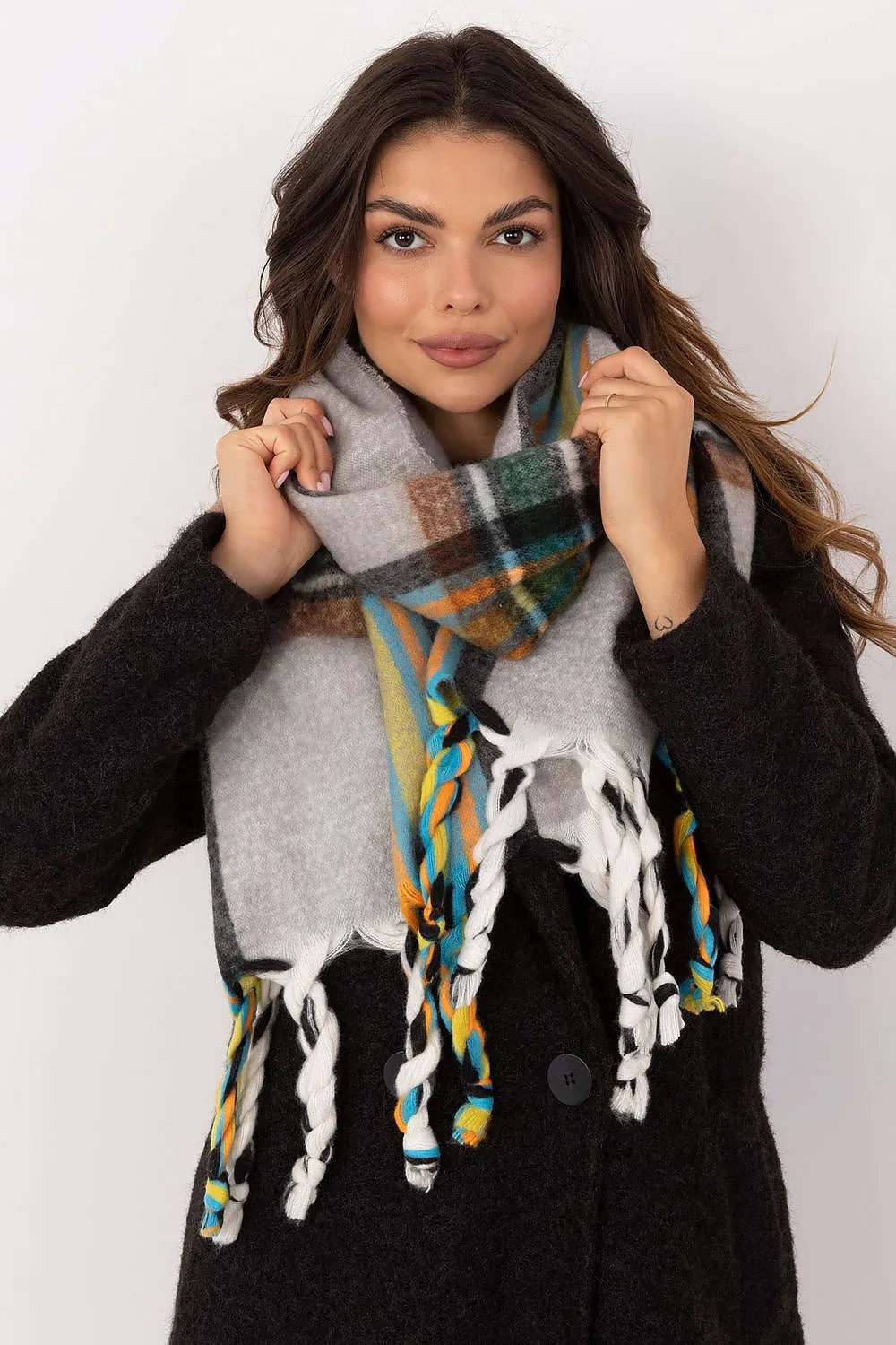 TEEK - Checkered Fringe Scarf