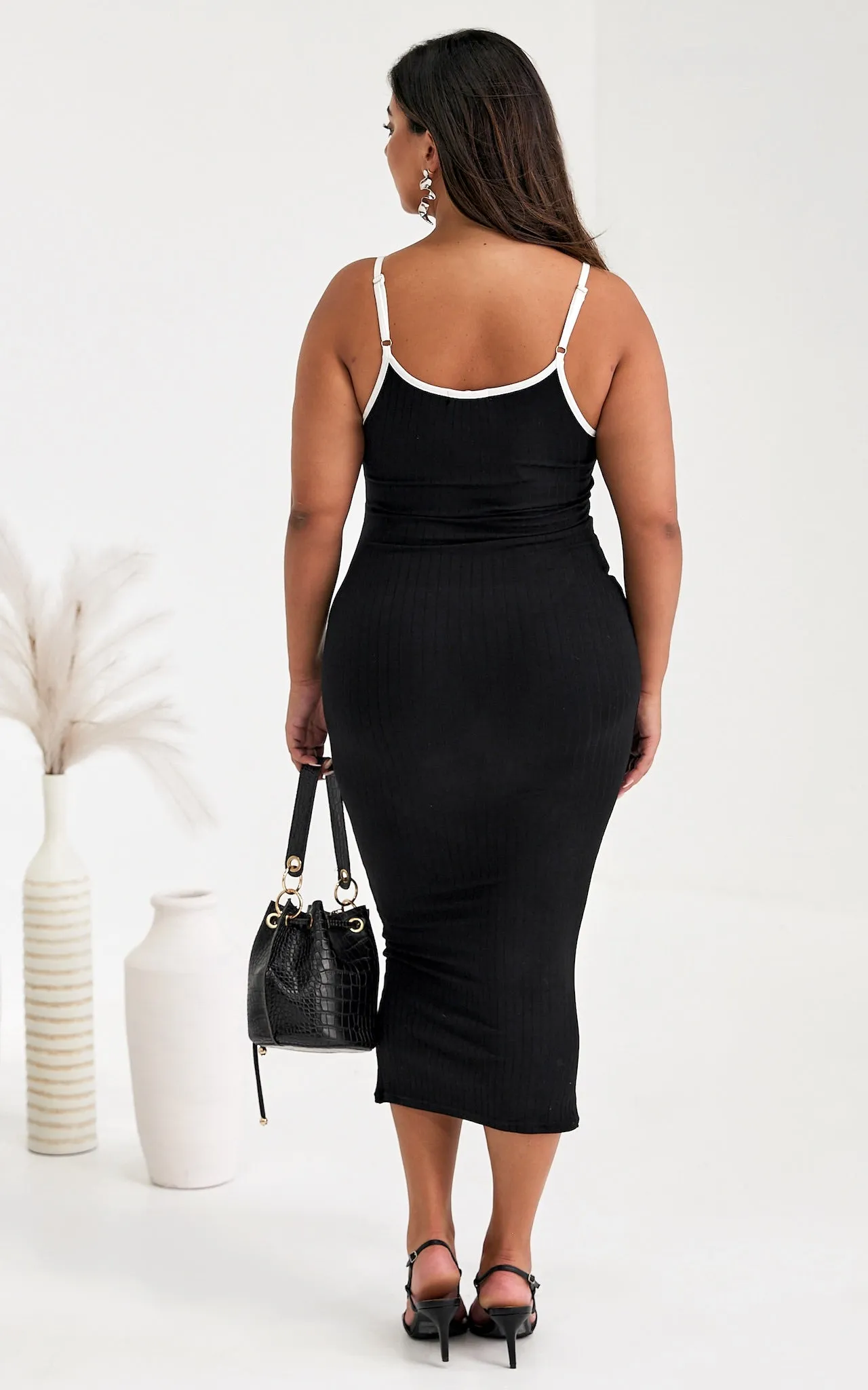 Tisdale Knit Midi Dress - Black